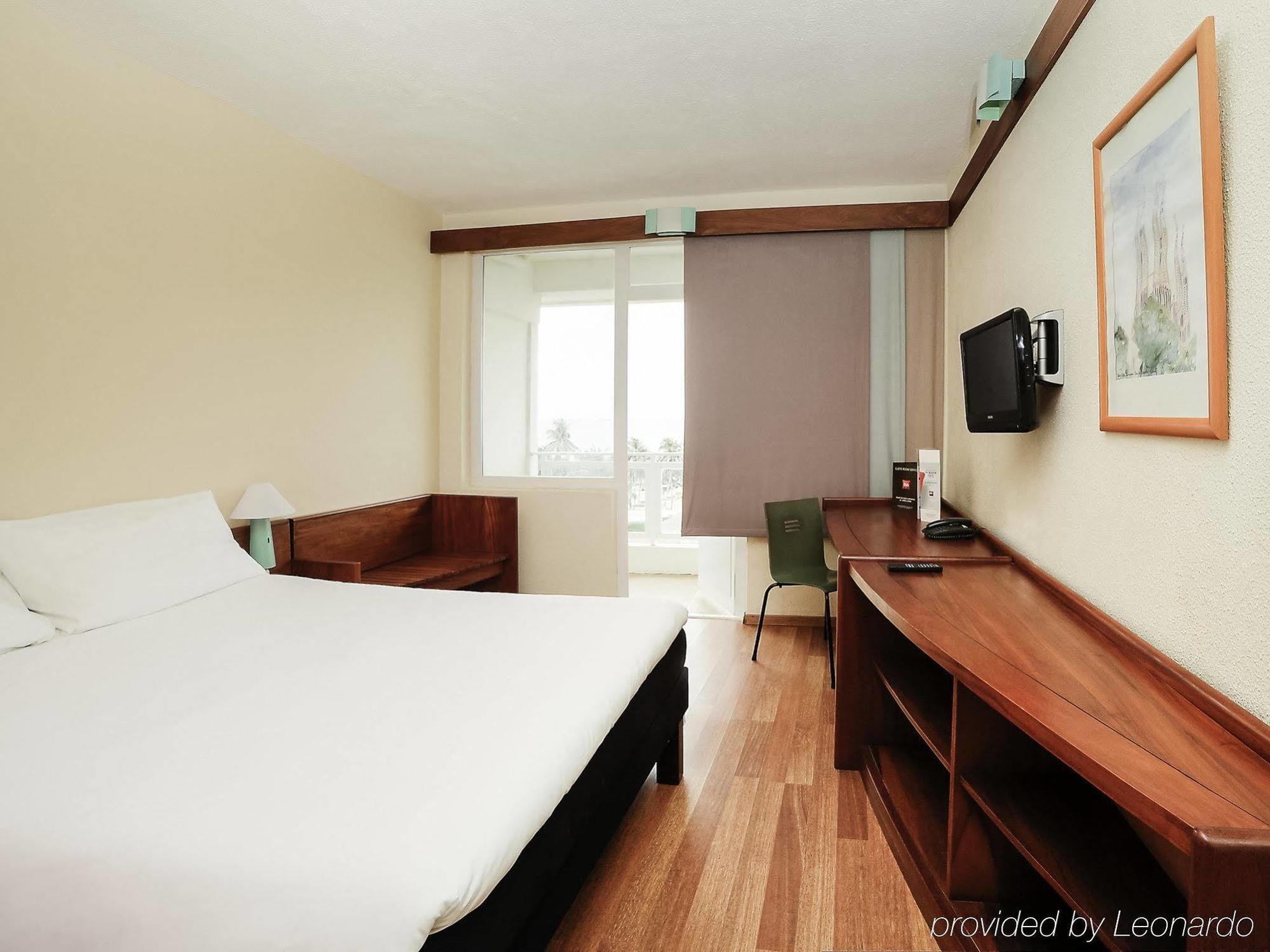 Hotel Ecole Lebenin ロメ エクステリア 写真